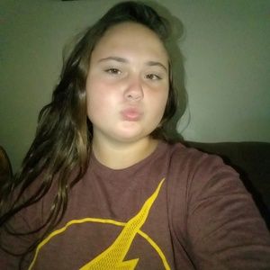 Meet your Posher, Desiree